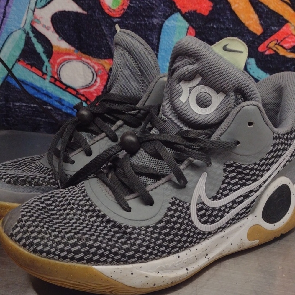 Nike KD Trey 5 IX